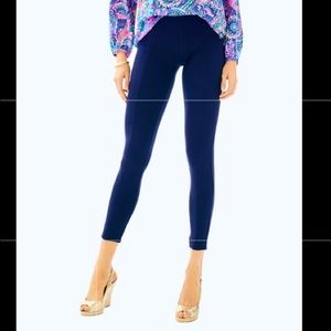 NWT Lilly Pulitzer Navy Nora Legging